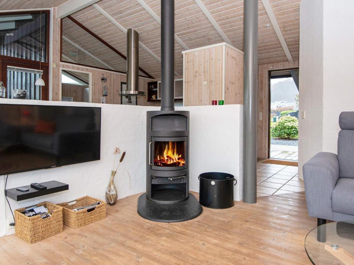 7 Person Holiday Home In Sj Lund Sjolund Exterior photo