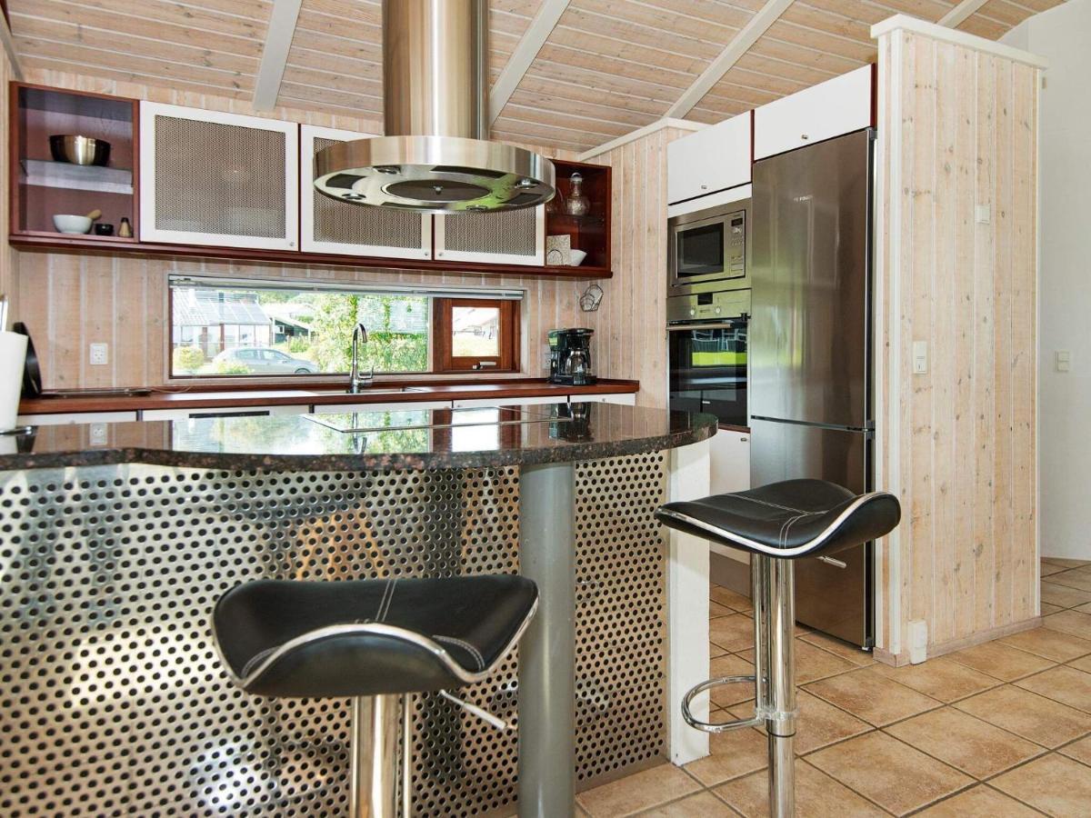 7 Person Holiday Home In Sj Lund Sjolund Exterior photo